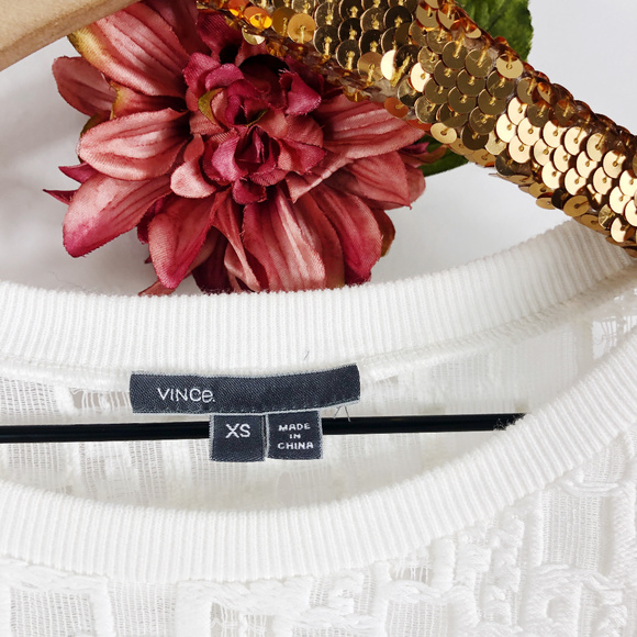 [VINCE] White Gauzy Textured Crew Neck Tee - Picture 2 of 8